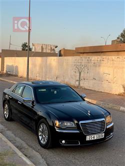کرایسلەر 300